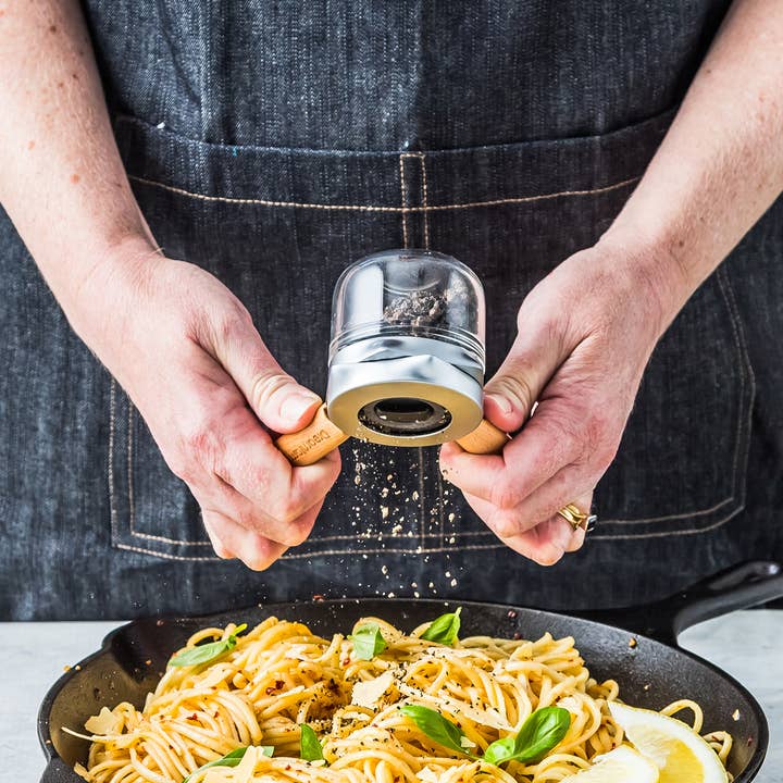 Dreamfarm - Wholesale Spice Mill - Ortwo - Grind One-handed or Two1