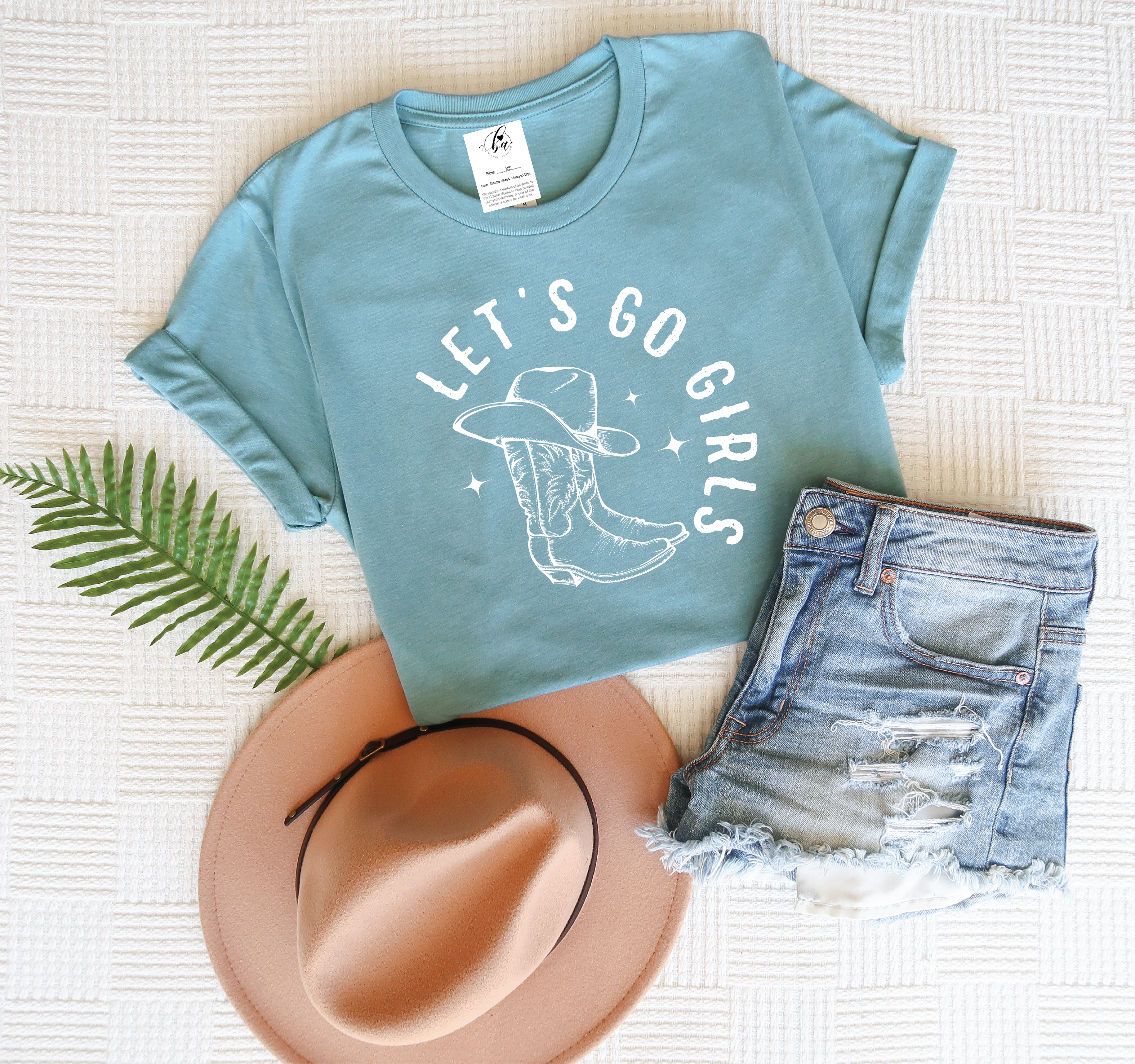 Blonde Ambition | Jewelry | Valentines Gift & Sweaters - Vente T-shirt à imprimés – femme - T-shirt Let's Go pour filles13