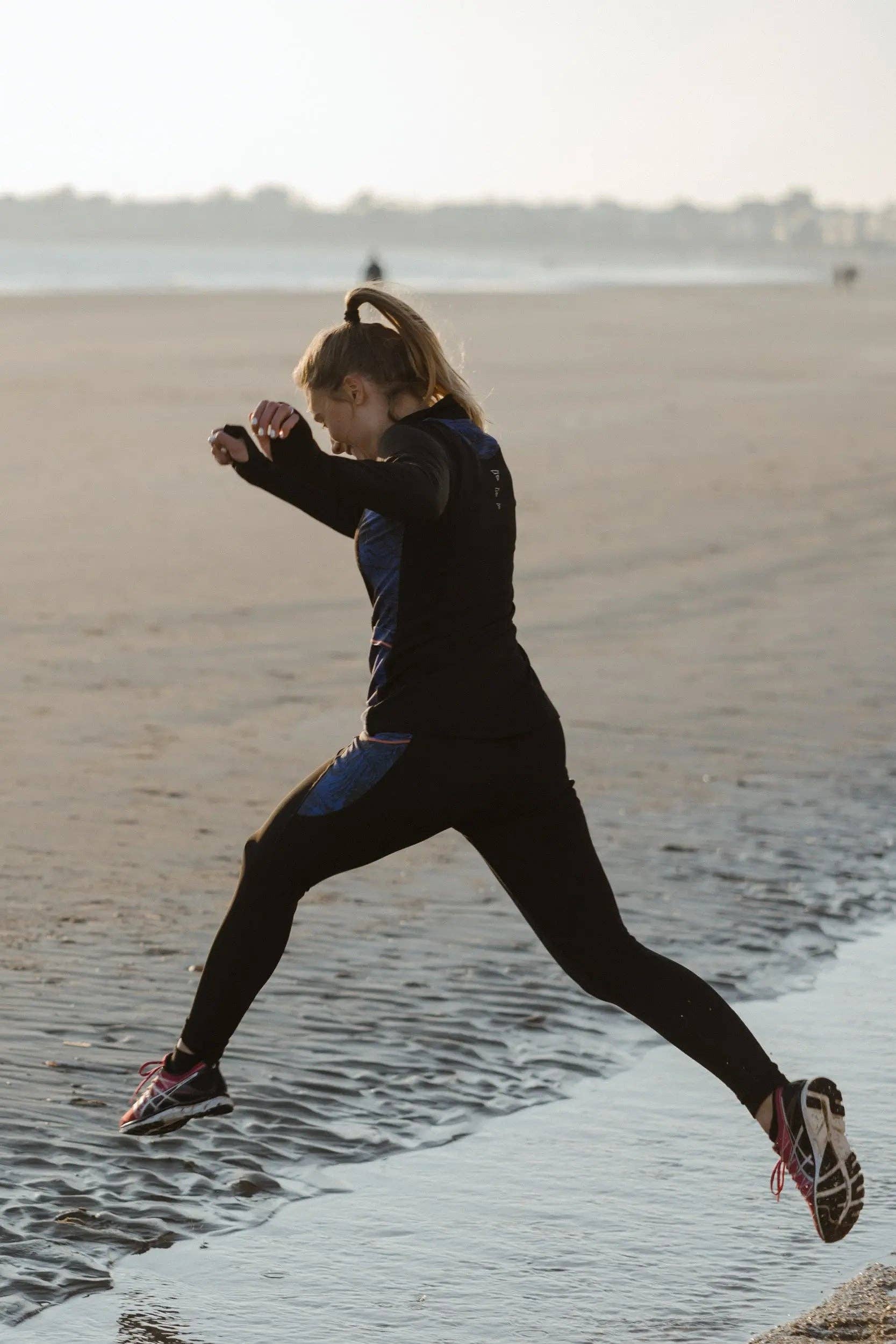 mercury Women's fleece leggings "The Intrepid" – warm, technical, and eco-friendly for wholesale on Faire1