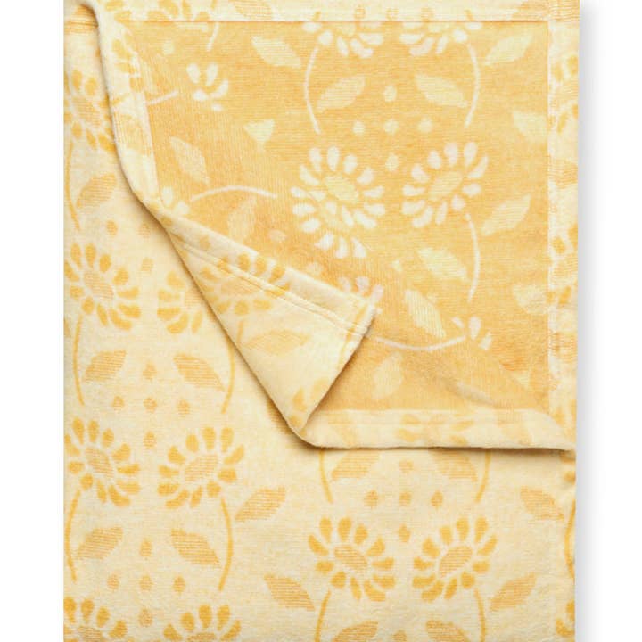 ChappyWrap - Wholesale Throw Blanket - The Lightweight Blanket - Daisy Chain