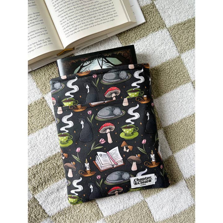 Chapter & Claw Studio - Wholesale Book Cover - Cozy Cats Handmade Padded Book Sleeves2