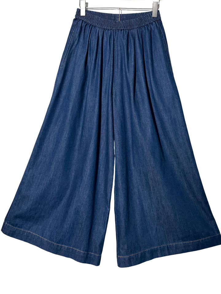 SWEET MAGIC MODA Y COMPLEMENTOS - Wholesale Pants - Women's - DENIM SKORT WITH ELASTIC WAIST1