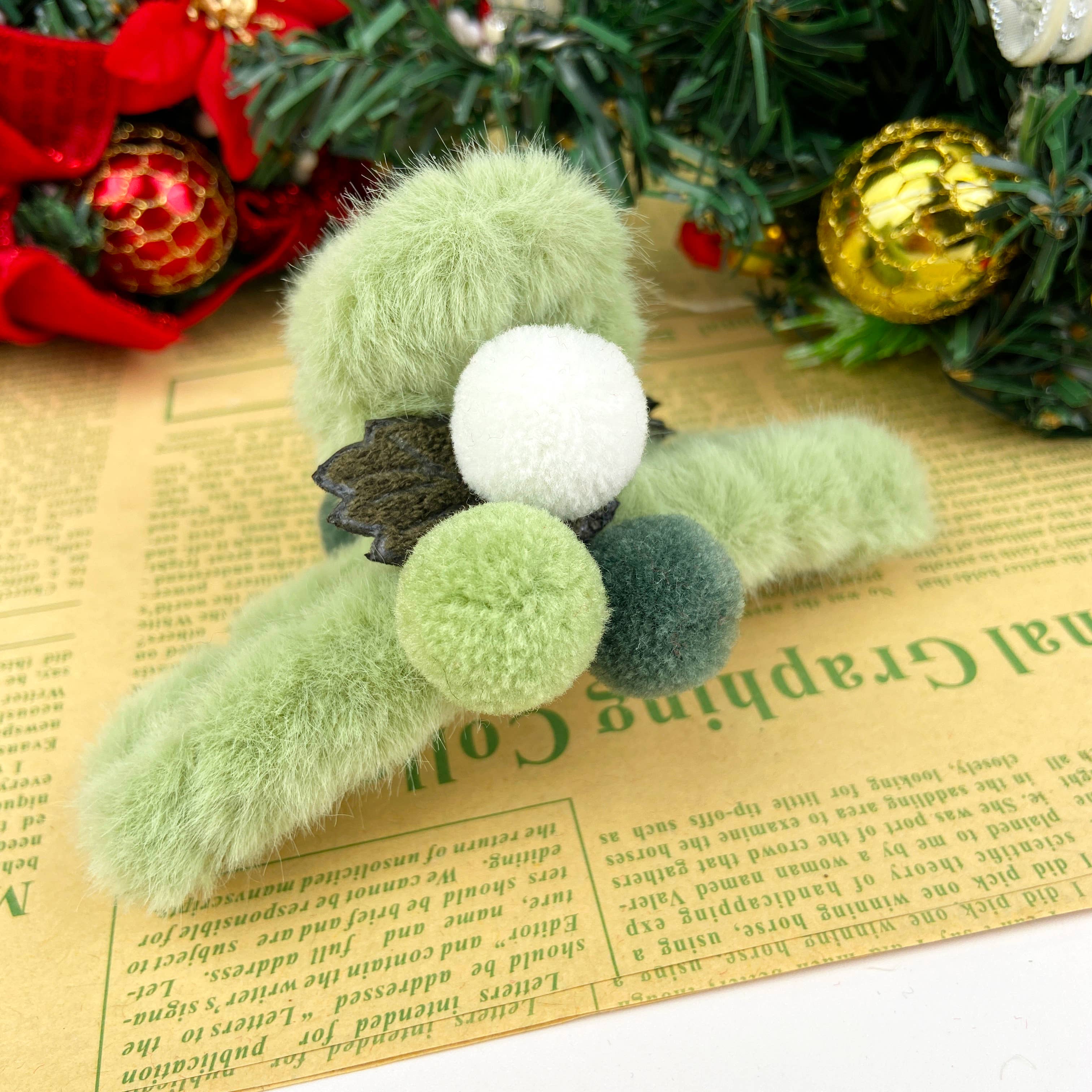 TheDivaSoap - Wholesale Hair Clip - Women's - Plush Pom Pom Christmas Hair Clips0