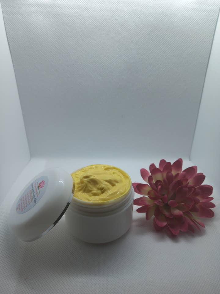 Carrot Glow Gesichtscreme für den Großhandel von Nancy Natural Beauty Skincare