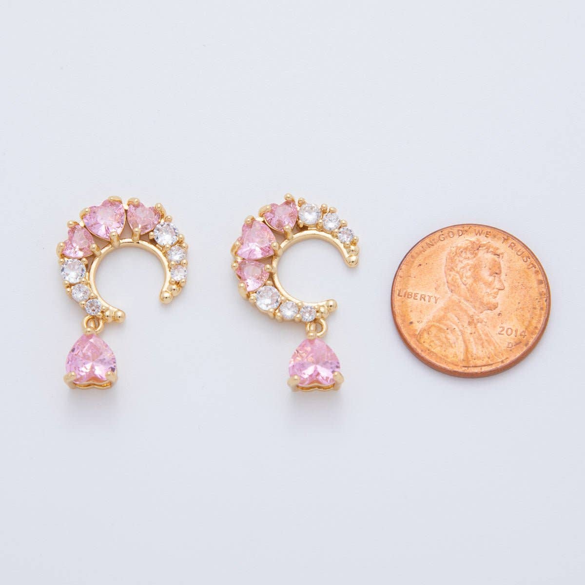 Aim Eternal - Wholesale Individual Charm/Pendant - 18K Gold Filled Clear Pink CZ Heart Crescent Charm | AF4112