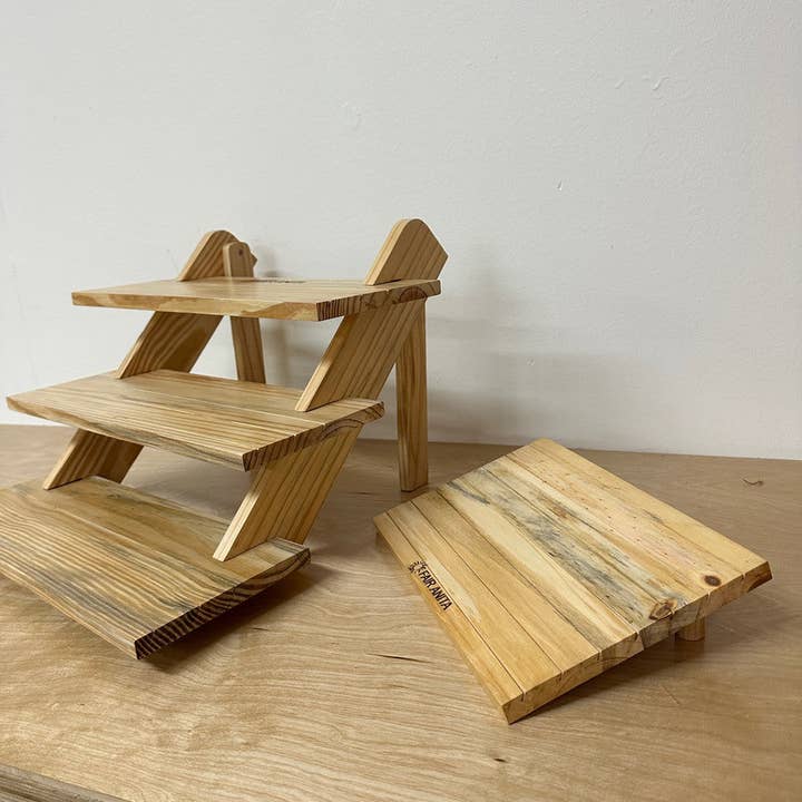 Fair Anita - Wholesale Display Shelf - Wooden Tier Slat Retailer Display6