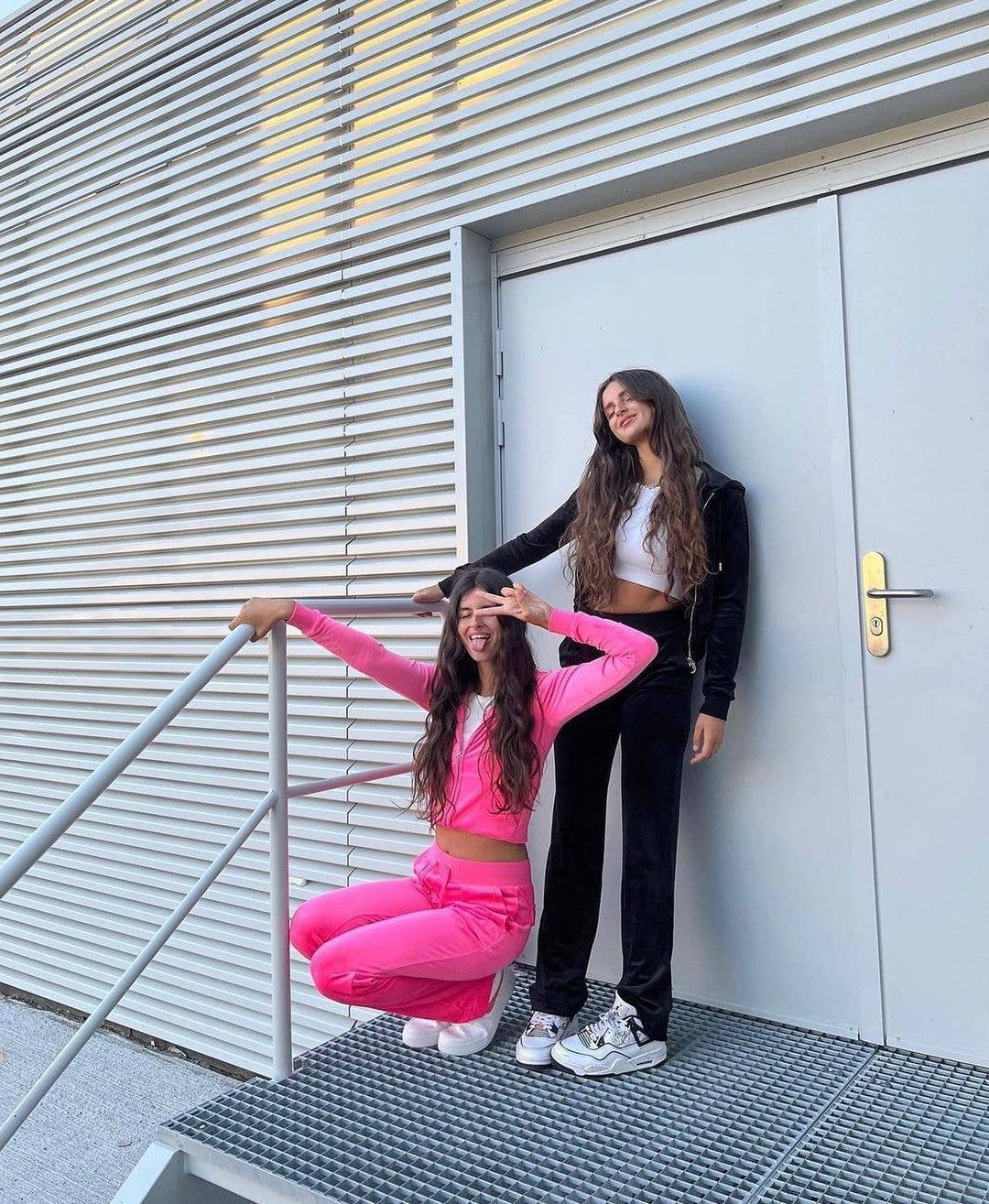 Sweetkama – wholesale Lounge set – Women's – Sweetkama Ladies Zipper Hooded Coat Pockets Pants Velvet Set4