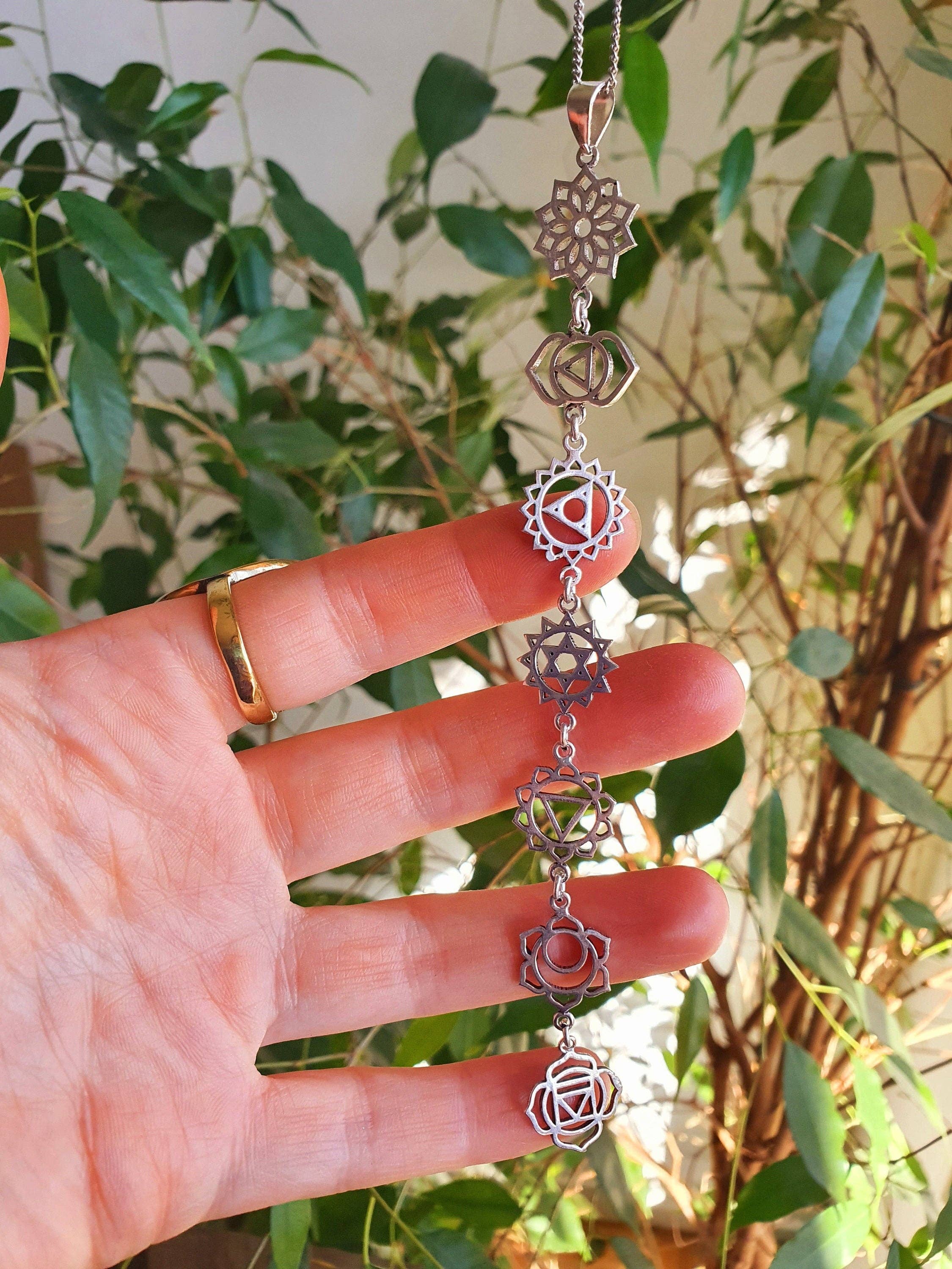 Kaali Boutique – wholesale Pendant/charm necklace – Silver Chakras Necklace with Stainless Steel Chain7