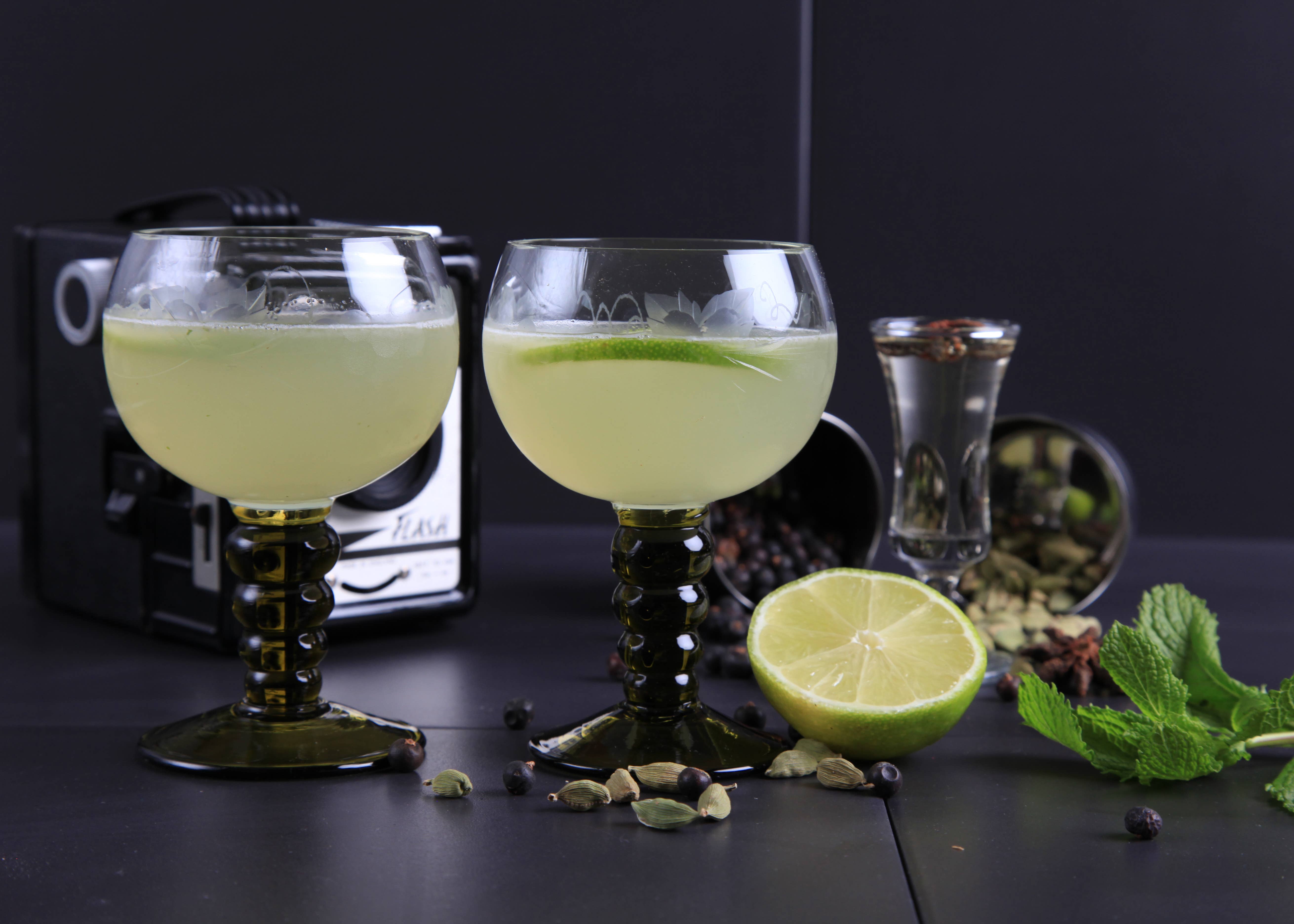 Spice Kitchen – wholesale DIY drink kit – Gin Botanicals Tin with 7 Botanicals | Spice Kitchen 7