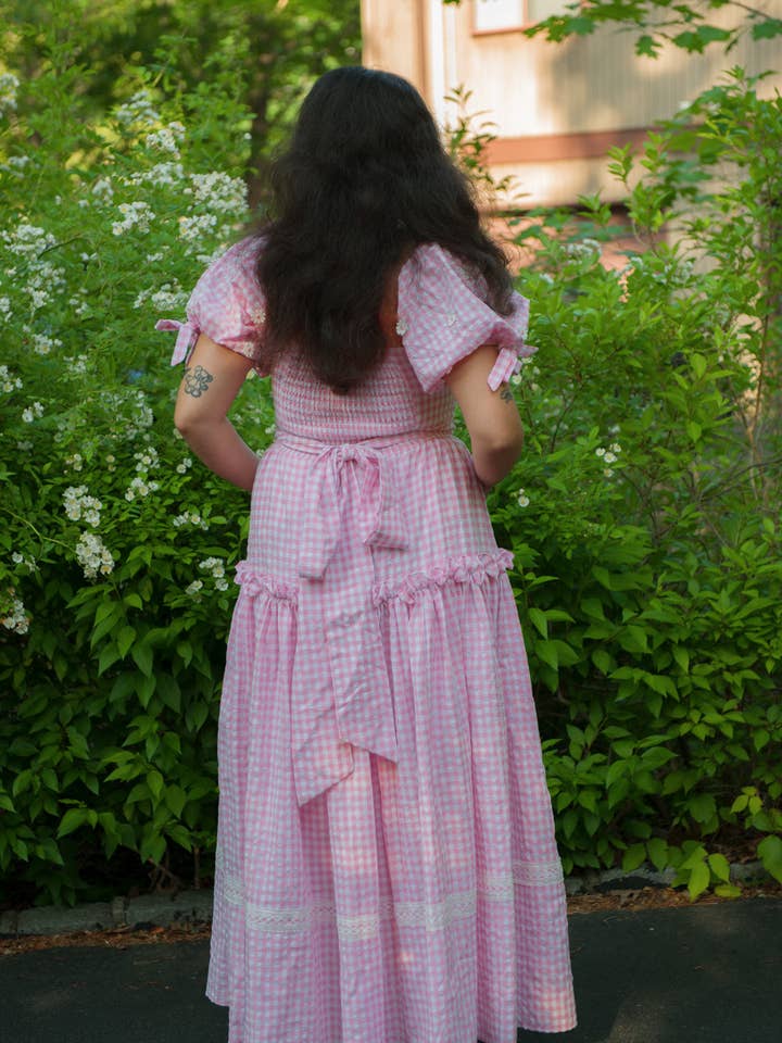 Robe Strawberry Goddess pour la vente par Miss Candyholic