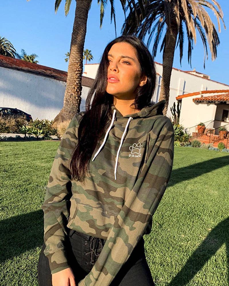 PAWZ - Wholesale Hoodie - Women's - White Classic Print Camo Hoodie1