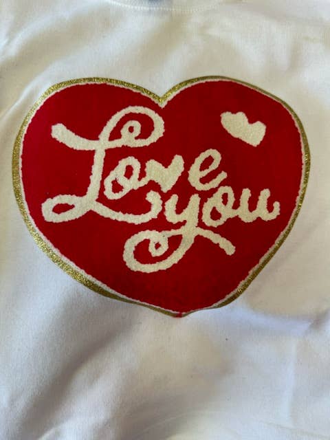 Toppa Chenille Love You per la vendita all'ingrosso da parte di Earth Potions