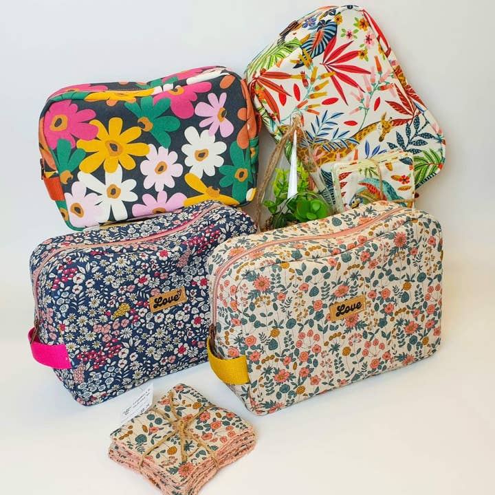 Designer toiletry bag for wholesale by Les Ateliers d’Éliléa