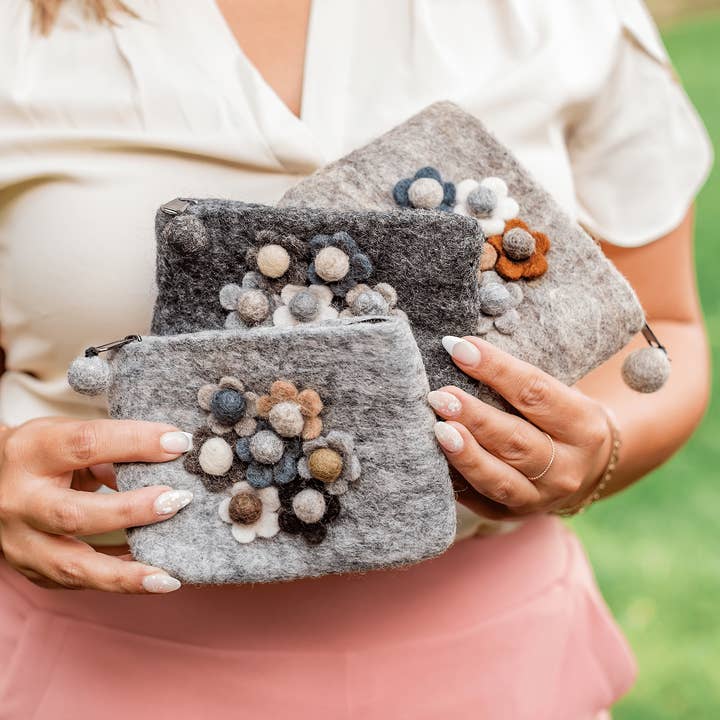 Pequeño Trío de Bolsas Florales Hechas a Mano para venta al por mayor de OmaOmaOma! Montessori Educational Wooden Toys for Kids