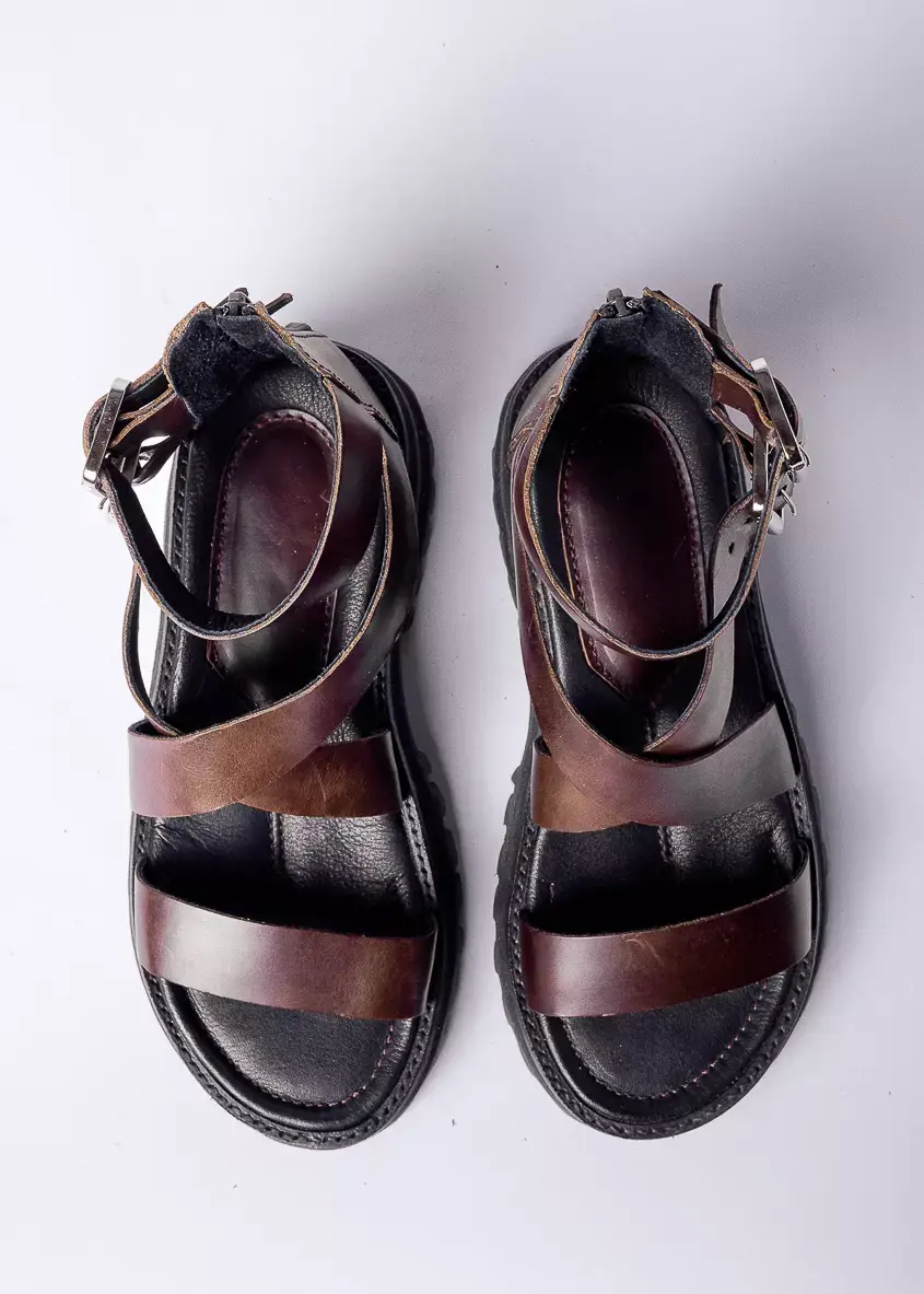 Amén - Wholesale Sandals - Women's - Brown Holy Strappy Sandals with Buckles
6