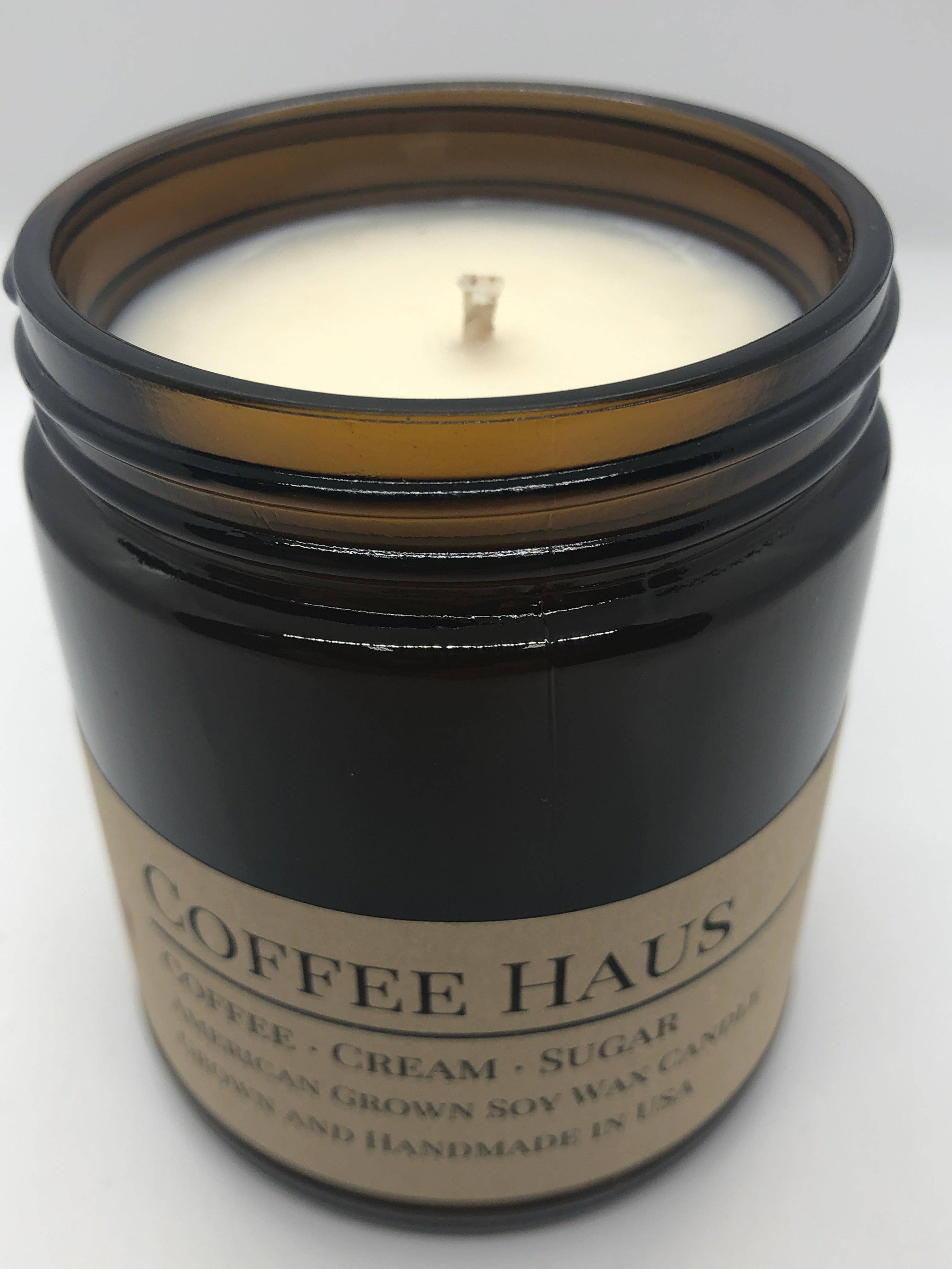 Prairie Fire Candles - Venta al por mayor Velas en tarros - Vela de soja Coffee Haus | Tarro de boticario ámbar de 9 oz4