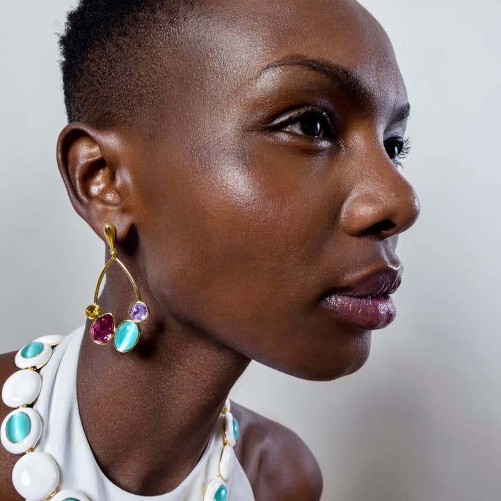 Luxenter – Engroshandel Hængeøreringe og creoløreringe – 18k guldforgyldte øreringe med flerfarvet zirkonia - Mortha2