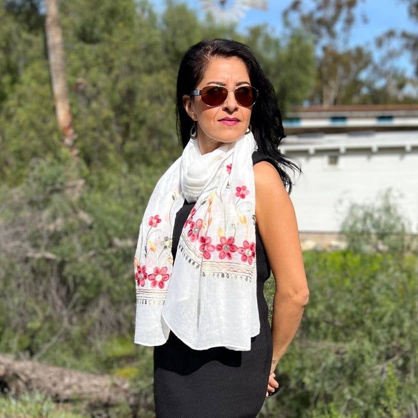 Humble Hilo – Engroshandel Tørklæde - Dame – Humble Hilo Broderet tørklæde/sjal med blomster14