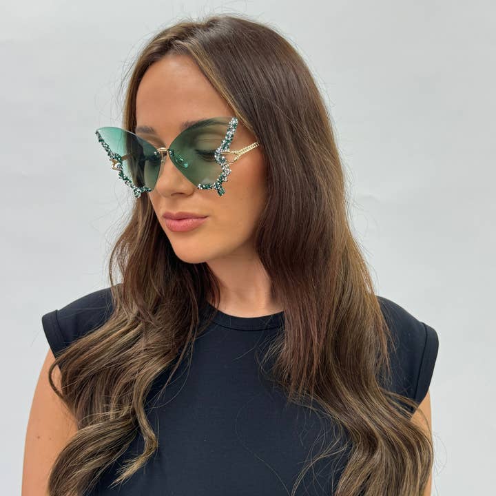 AFA COLLECTIVE – wholesale Sunglasses – Women's – Butterfly Lens with Crystal Detail in Green