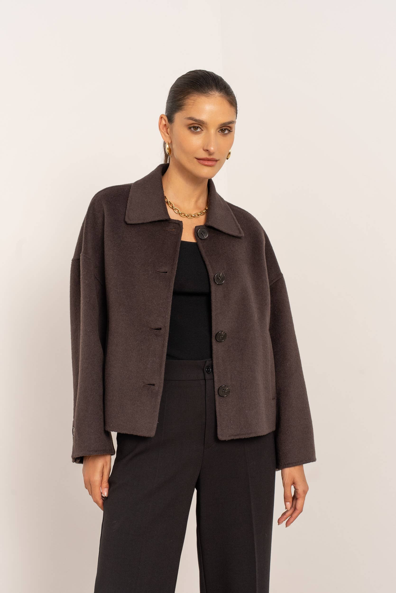 Attentif Paris - Vendita all'ingrosso Cappotto - Donna - Cappotto corto oversize artigianale in misto lana21