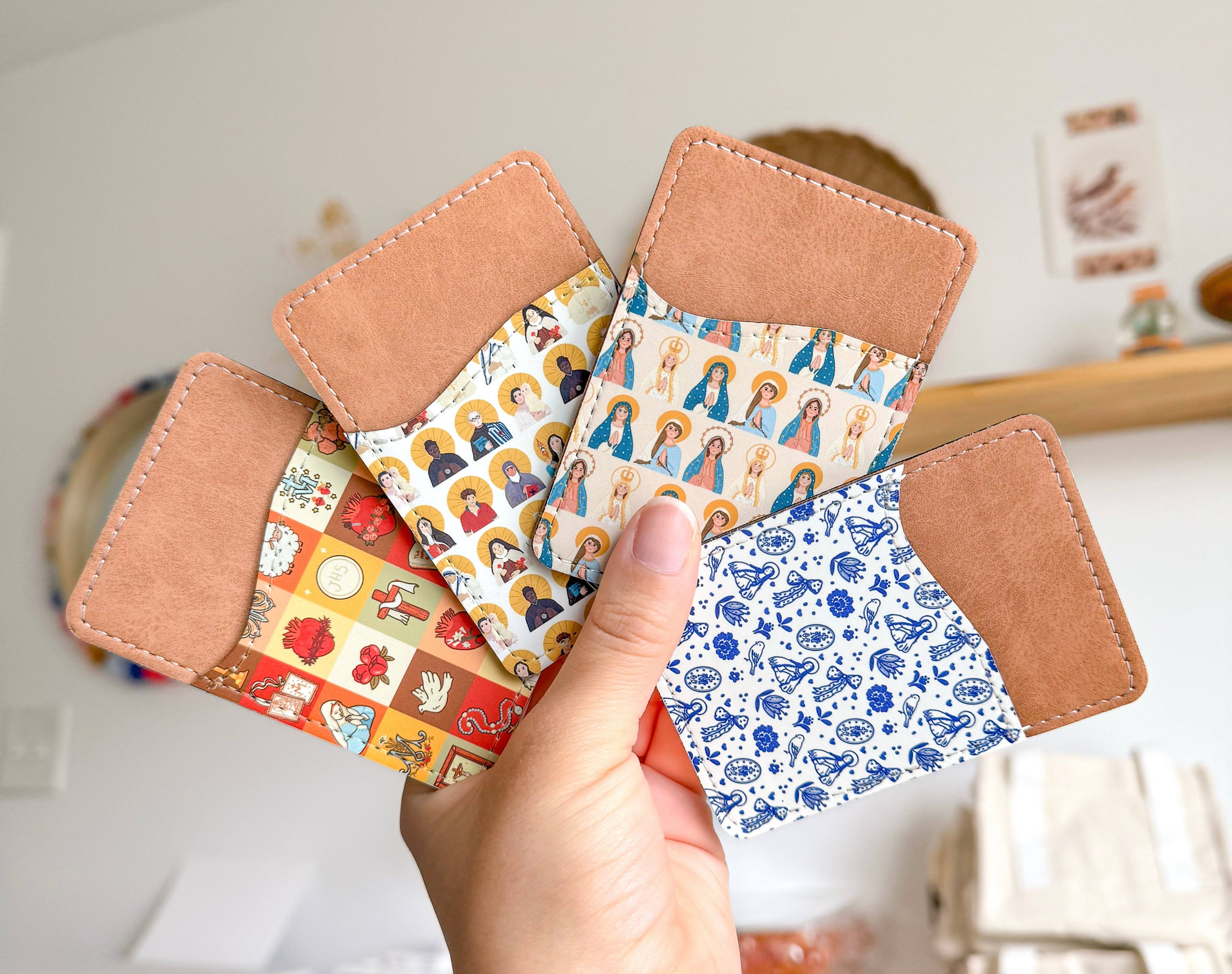 Peony&June Illustration – Großhandel Handytasche – Damen – Marian Handy-Geldbörse4