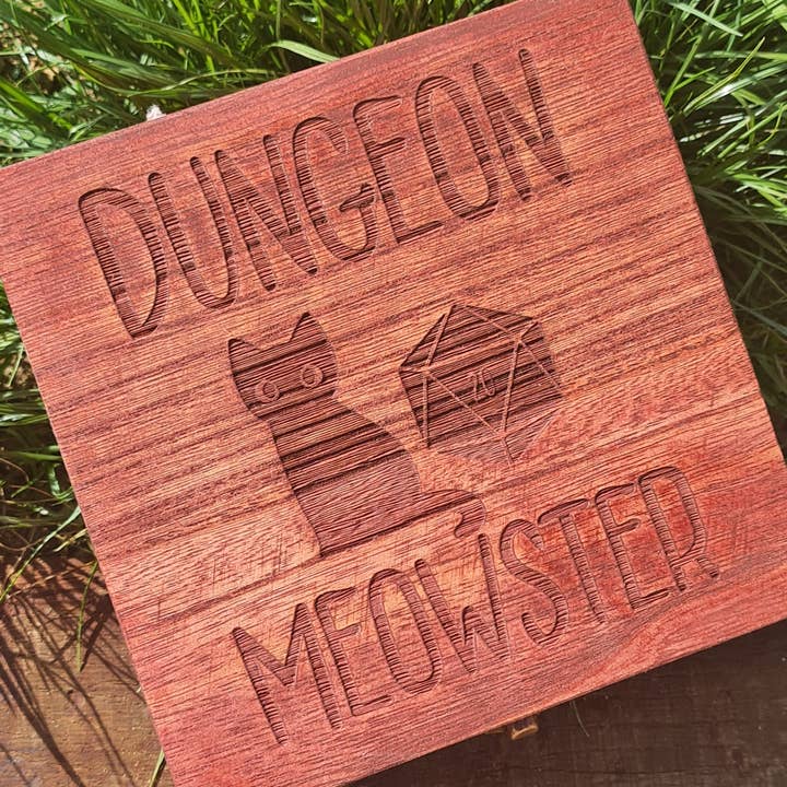 Scatola per gingilli o dadi Dungeon Meowster - Infeltrito per la vendita all'ingrosso da parte di Critit