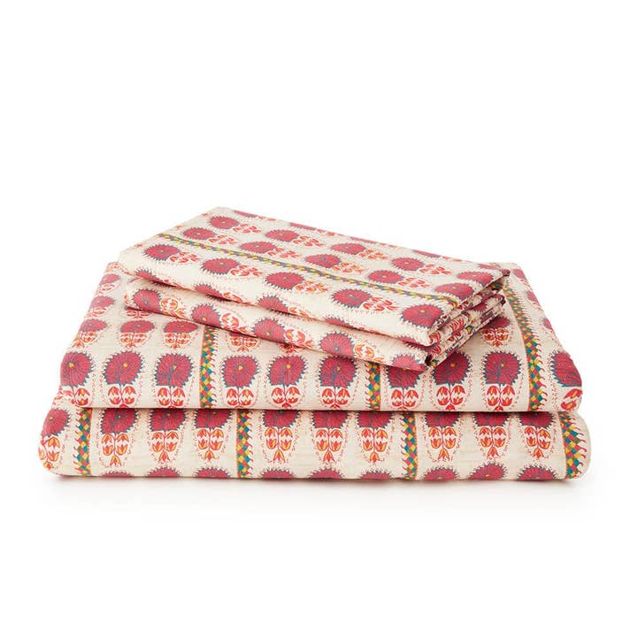 St. Frank - Wholesale Sheet Set - Fuchsia Daisy Suzani Sheet Set