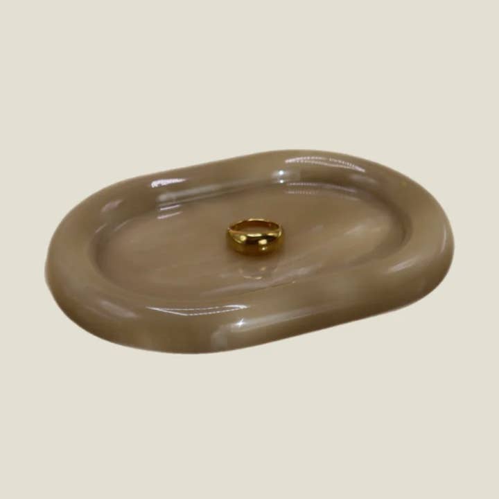Cecelia | Plateau Oval en Résine – Bijoux, Babioles, Cadeau pour la vente par V.rogers Designs