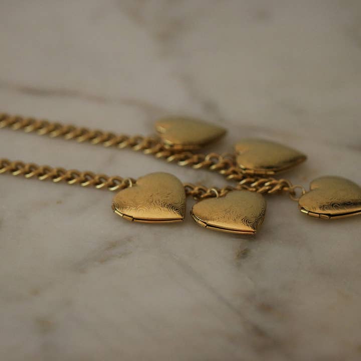 Deep South Originals Inc. – wholesale Locket necklace – Margot Heart Locket Necklace-Stainless Steel2