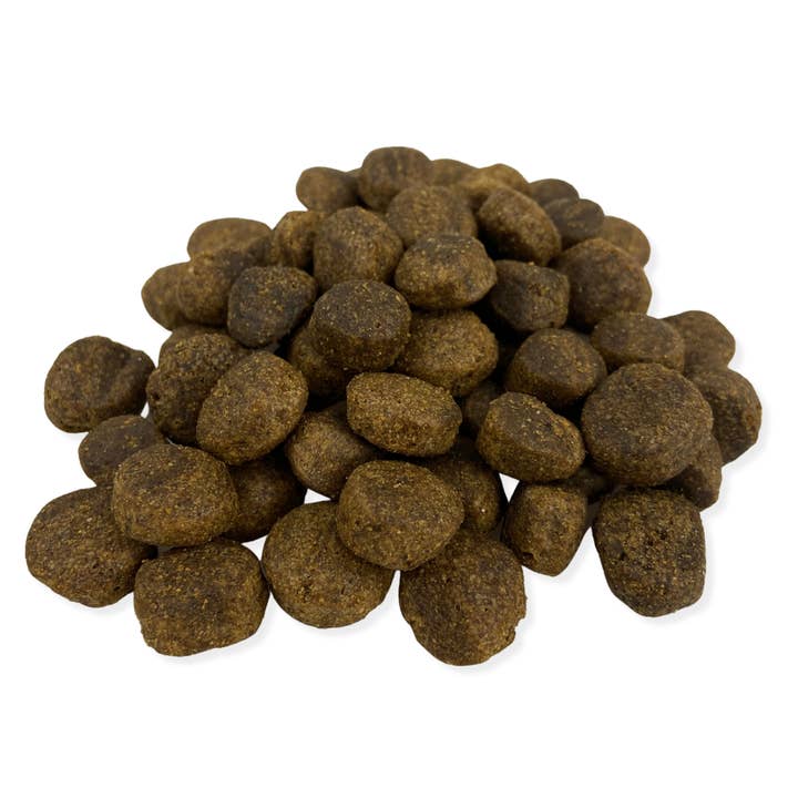 Lucky-Pet Handels- und Produktions GmbH - Wholesale Pet Food - Dog - Wolf's Nature ® Light/Senior, Fjord Salmon BBD: 12/27/251