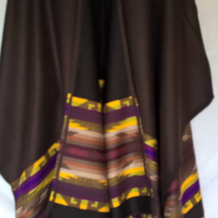 Treasure of ANDES - Venta al por mayor Poncho - Mujer - Poncho Andino Artesanal REVERSIBLE Unisex ENVÍO GRATIS14