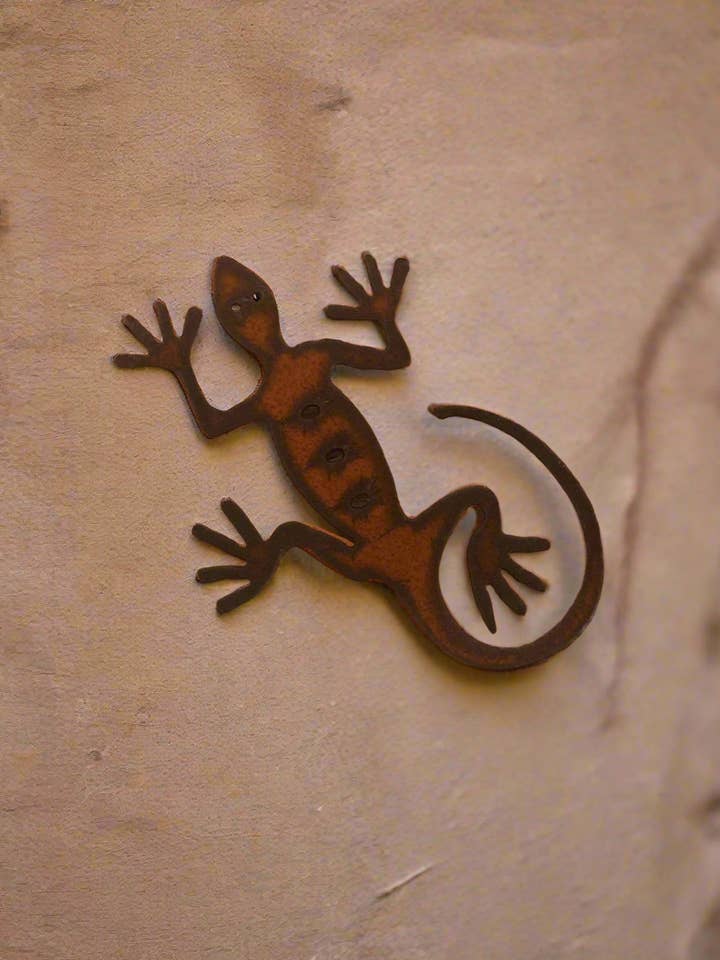 Lizard Magnet for wholesale by Universal Ironworks USA