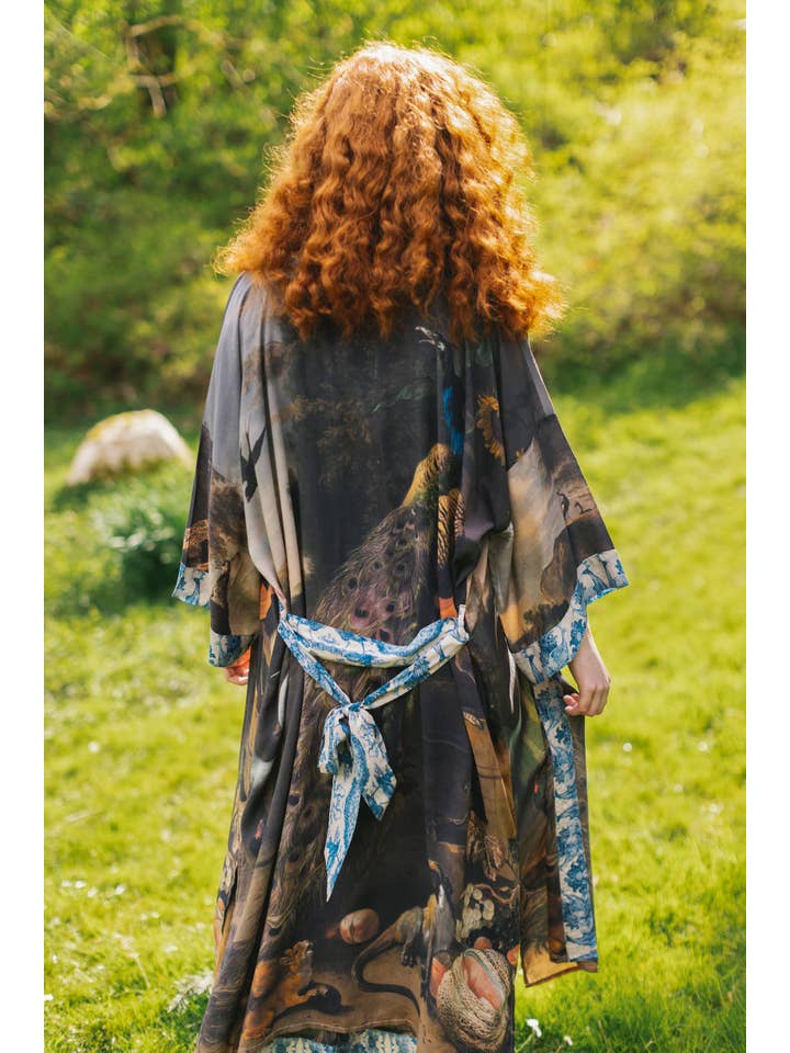 Market of Stars (USA) – Großhandel Kimono – Damen – Wild Beauty Opern-Duster Kimono mit Pfauenmotiv1