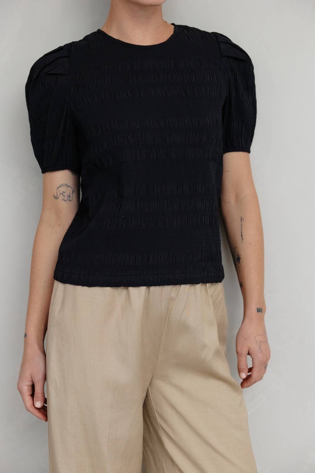 MOD REF - Wholesale Blouse - Women's - The Celia Top | Textured Puff Sleeve Top20