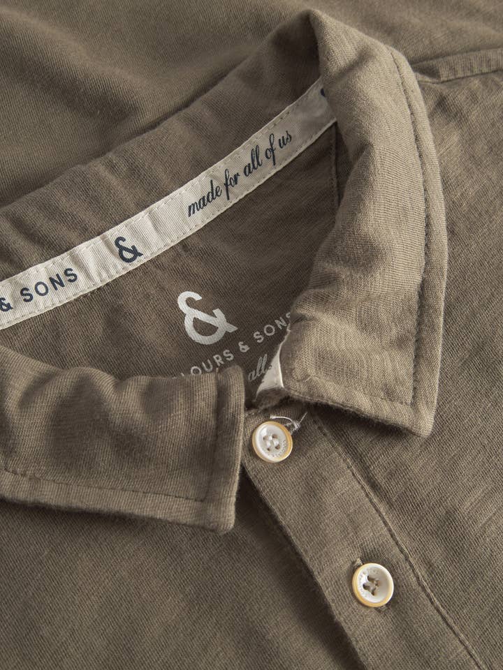 COLOURS & SONS – Großhandel Poloshirt – Herren – Poloshirt Slub - Olive