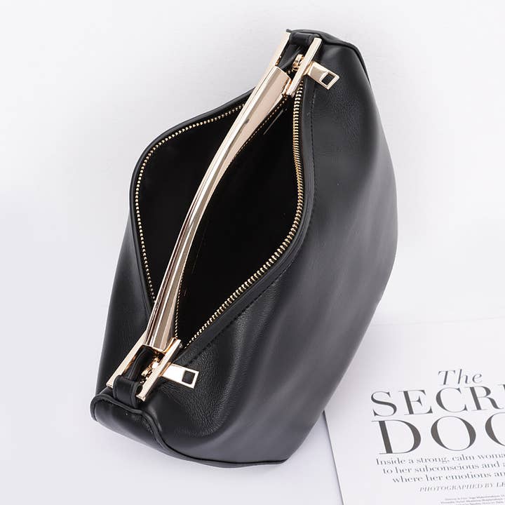 3AM BY H&D ACCESSORIES - Wholesale Clutch Bag - Women's - Faux Leather Metal Handle BAgg
3
