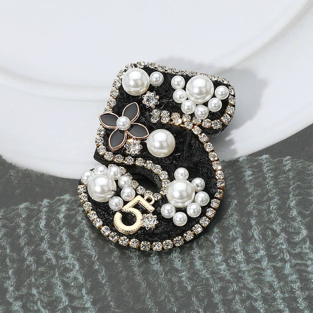 Sensibling Corp. - Wholesale Brooch - Felt Back Pearl Enamel Flower Tweed Number Five Pin Brooch4