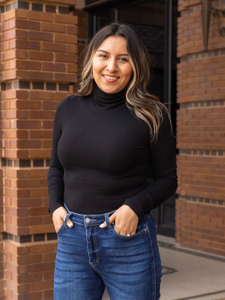 The Georgina Fitted Turtleneck, Black for wholesale on Faire