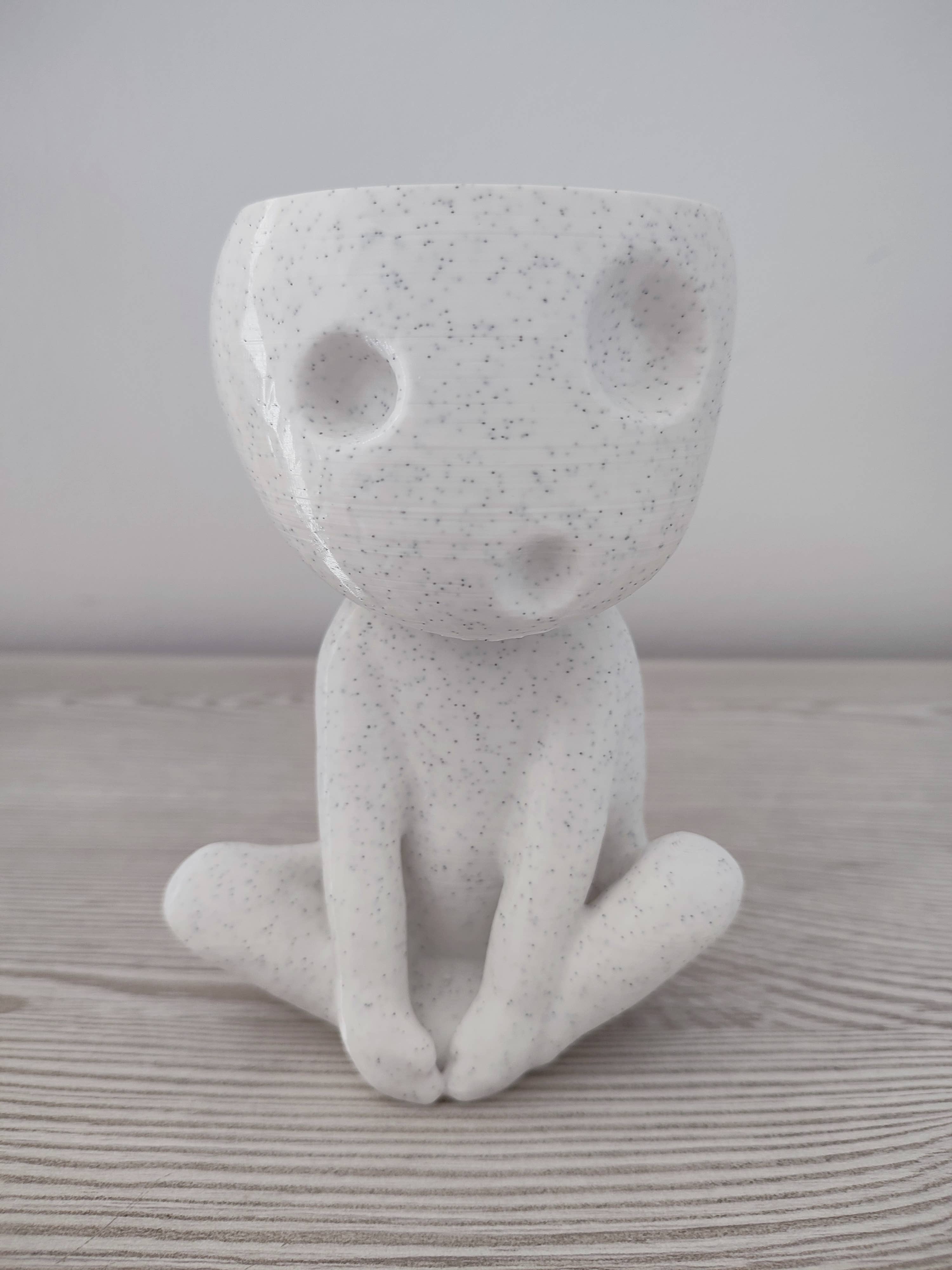 3DROOTS - Wholesale Plant Pot - Kodama sitting planter - Home and garden decoration10