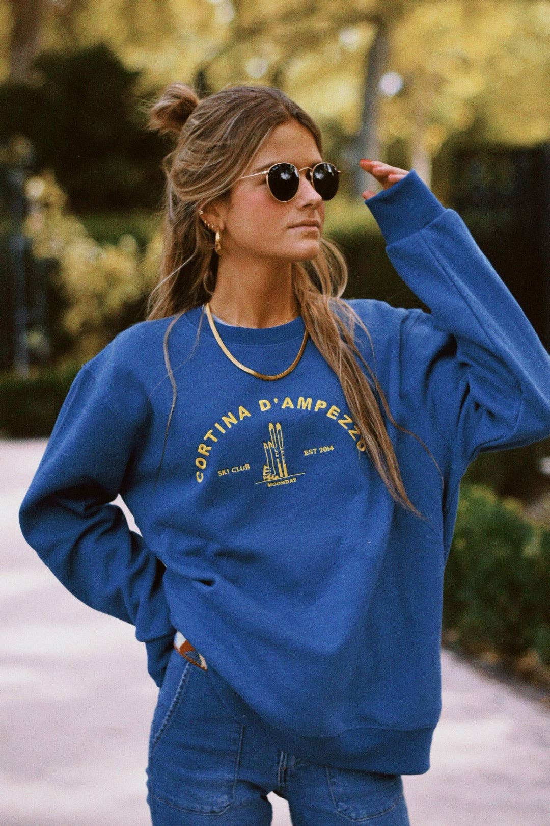 MOONDAY - Wholesale Graphic Sweatshirt - Women's - Cortina0