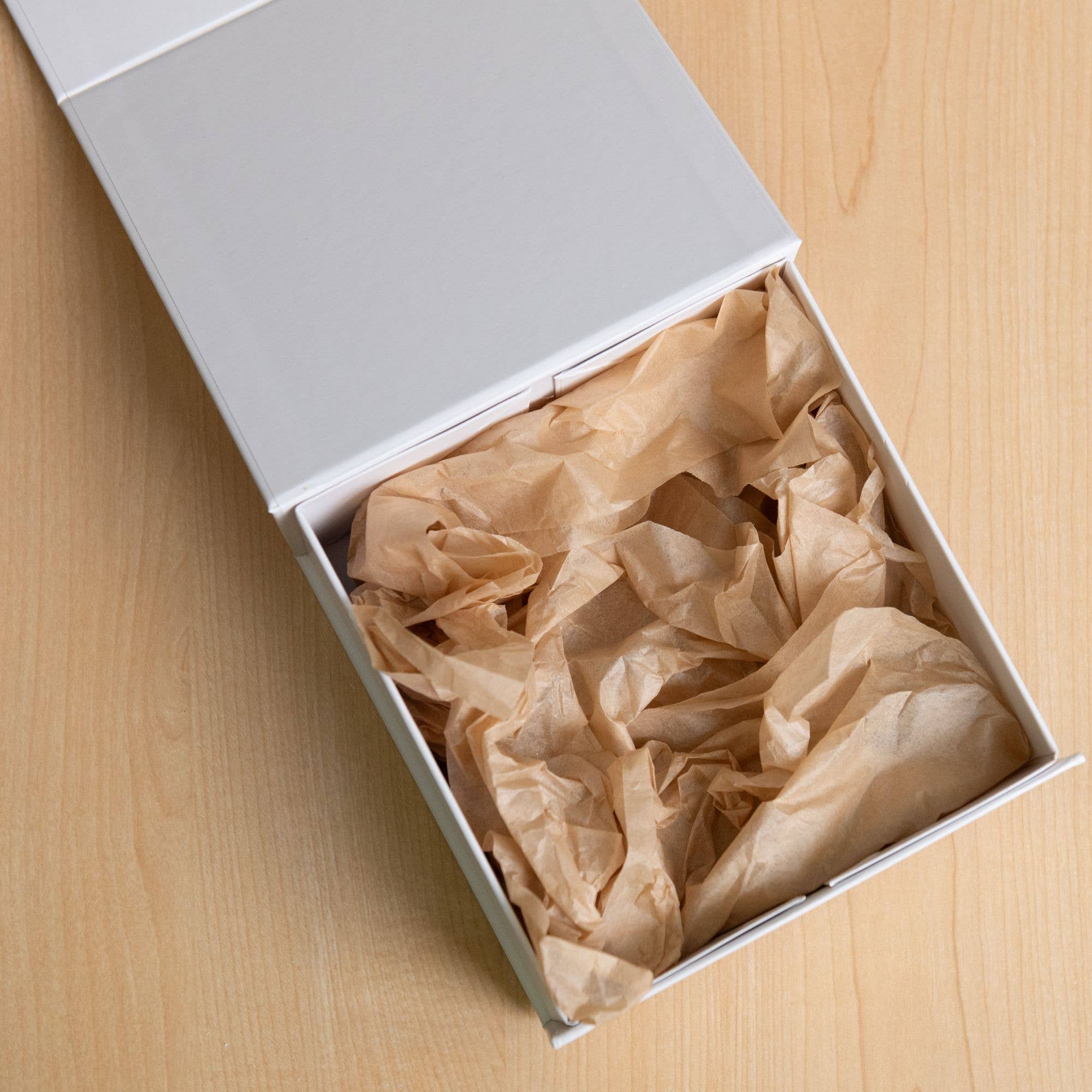 Magnum Solace - Wholesale Gift Box - Magnetic Gift Box- White3