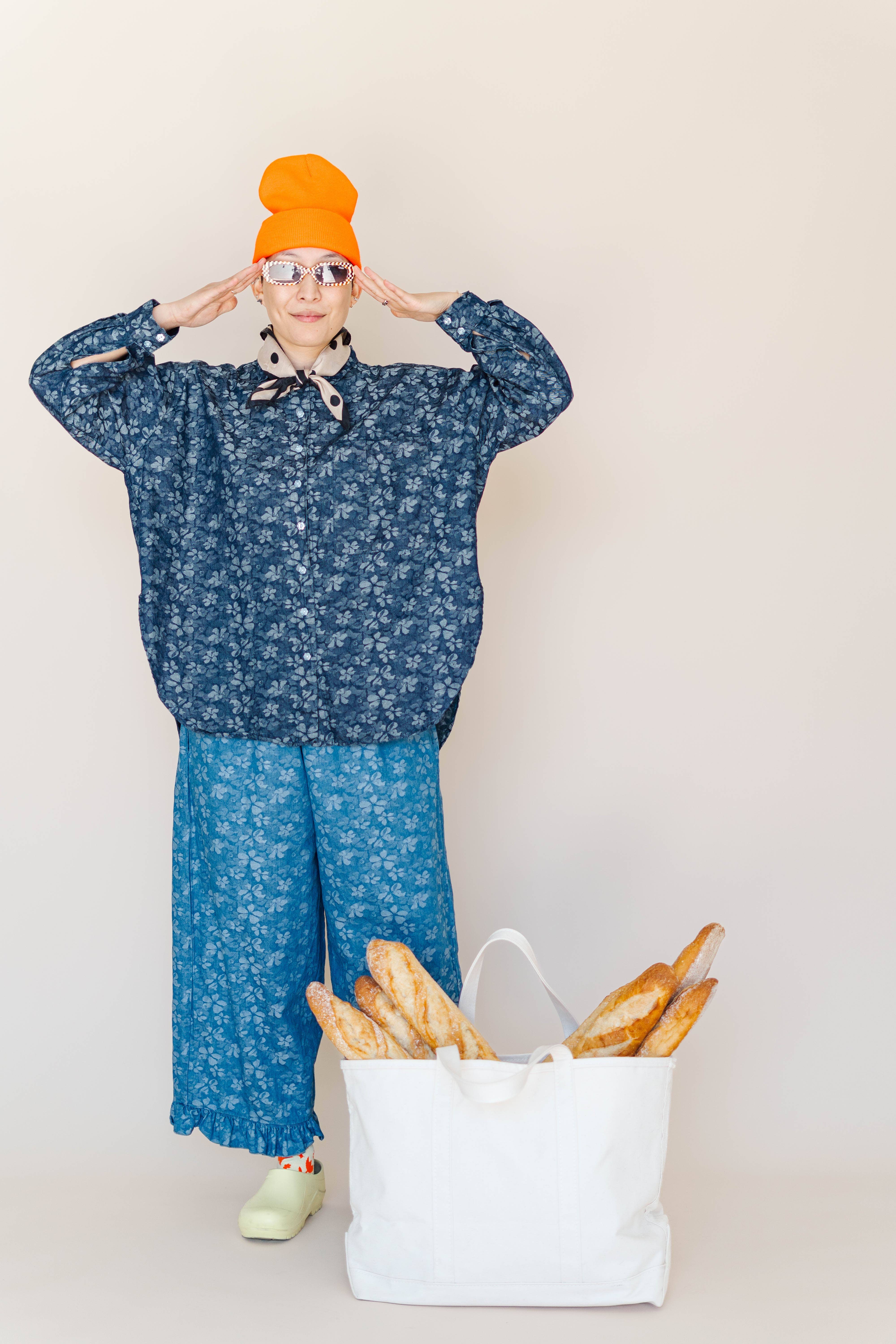 Nettle Studios - Wholesale Button Down Shirt - Unisex - Size Inclusive Plus Size Unisex Floral Chambray Button Up13