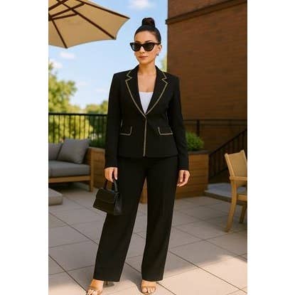 NERO Set Giacca Blazer con Dettaglio a Catena e Pantaloni in vendita all'ingrosso su Faire2