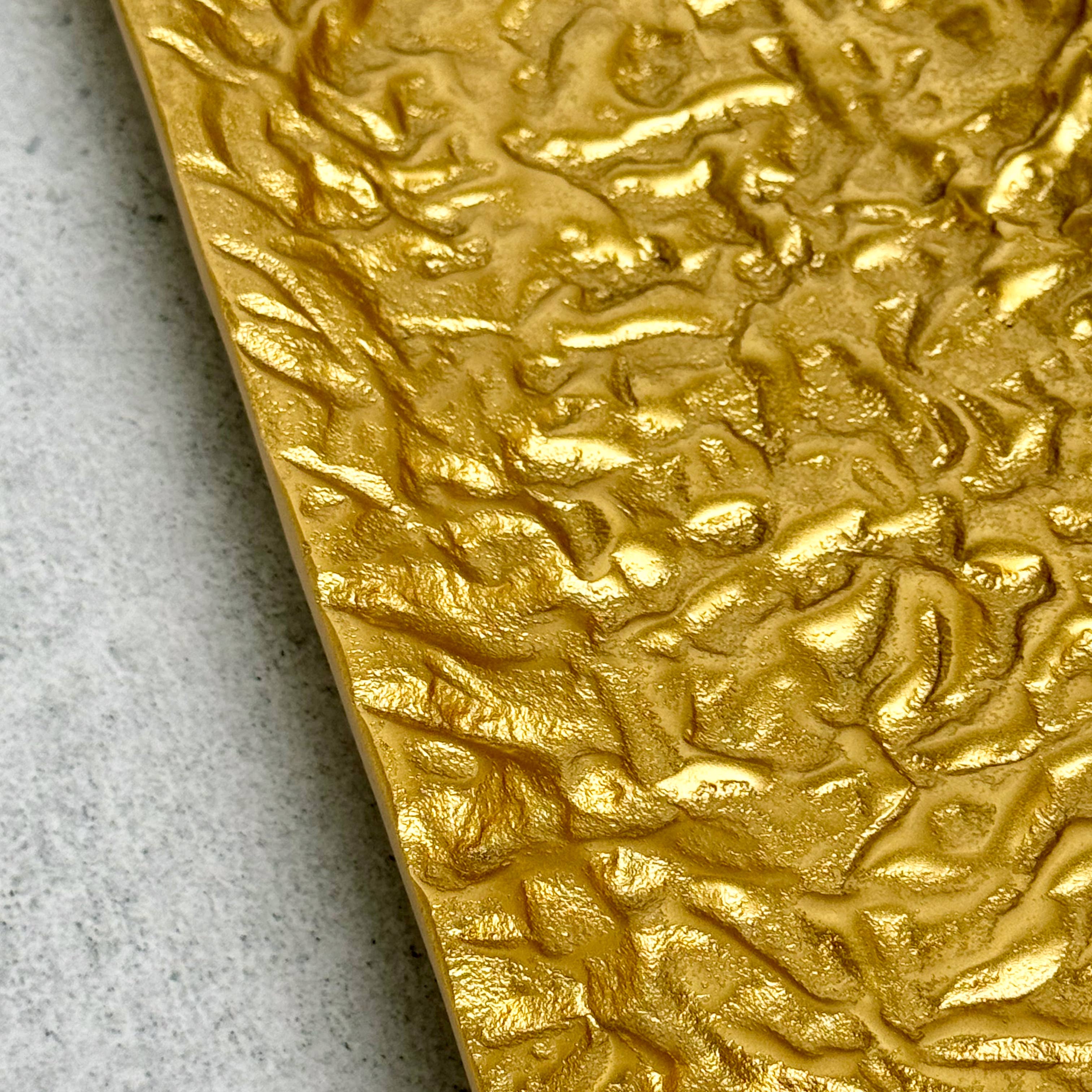 India Handicrafts Inc - Wholesale Decorative Tray - Gold Textured Aluminum Tray3