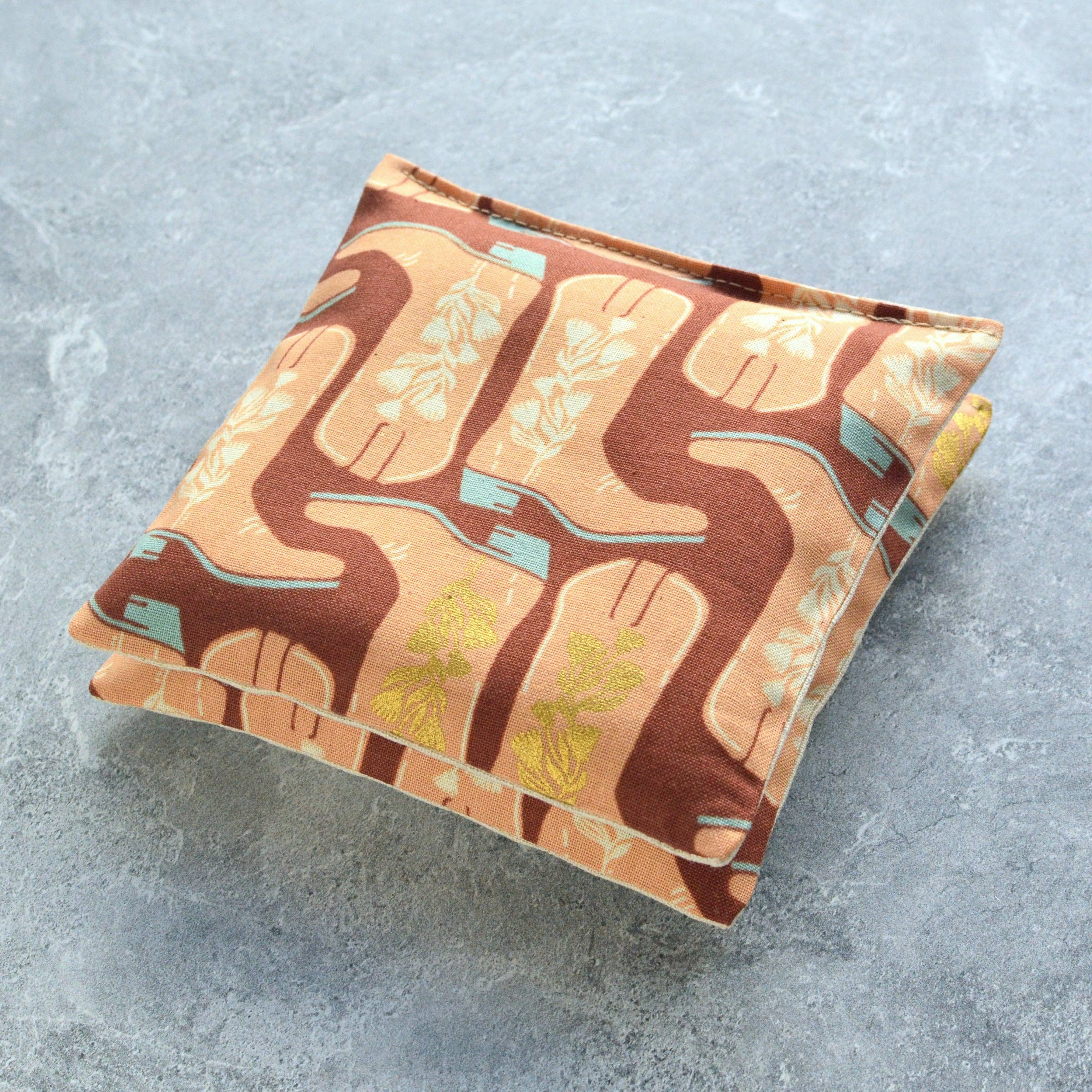 Minor Thread - Wholesale Sachet - Golden Floral Cowboy Boots Lavender Sachet Bundle1