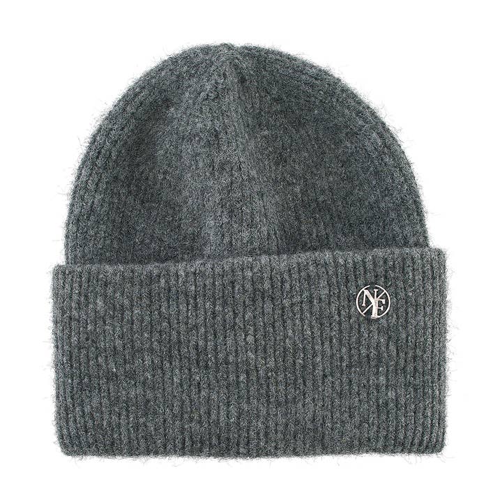 Beau chapeau d'hiver pour femme pour la vente par NF Nitzsche Fashion