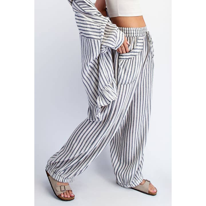 PANTALON EN LIN MÉLANGÉ À RAYURES LAVÉES DOUCES pour la vente par COTIERRA