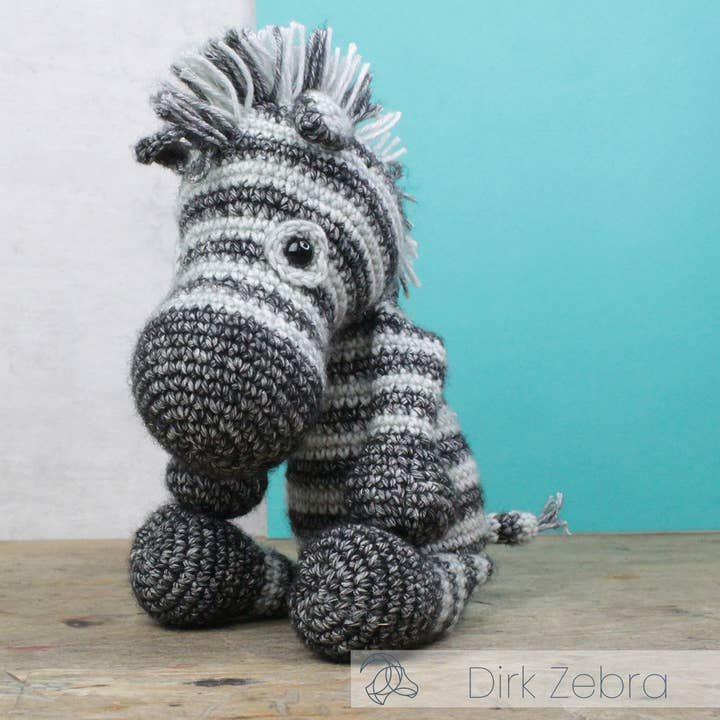 Hardicraft - Wholesale Knitting/Crochet Supplies - DIY Crochet Kit - Dirk Zebra2