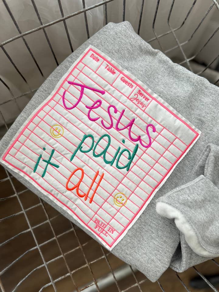 Jesus Pagou Tudo | Sweatshirt Feito à Mão por atacado de The White Stitch