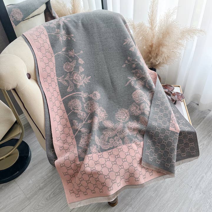 Winding River - Wholesale Wrap - Women's - Pink / Gray Planting Reversible Wrap